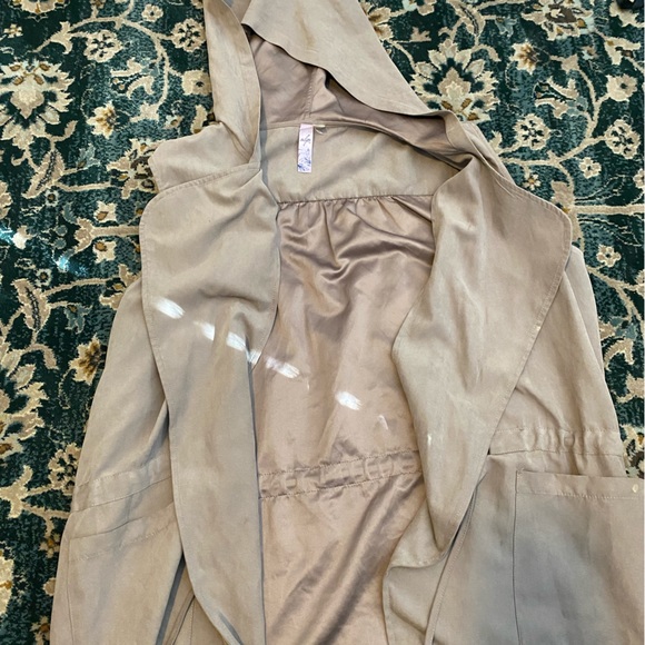 Utility vest - Picture 2 of 3